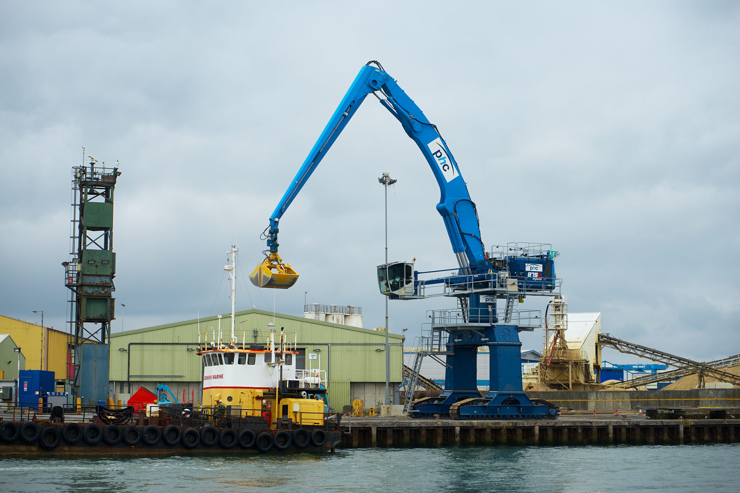 Inspecting the lifting equipment